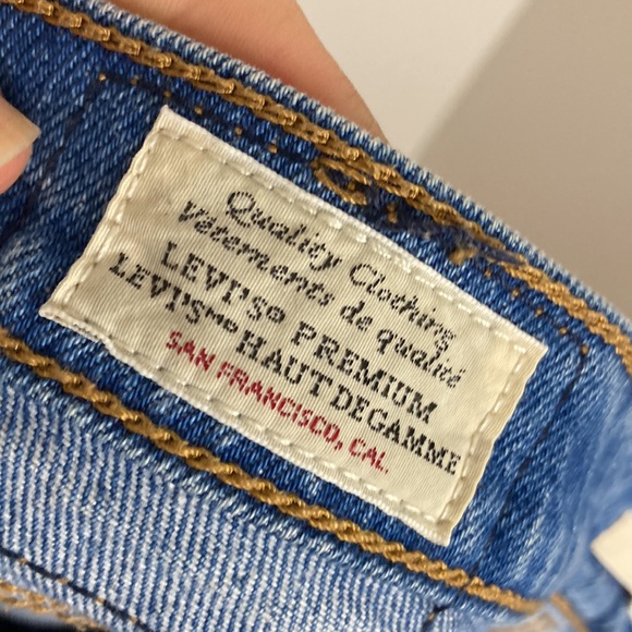 Levi's Jeans Womens 27 x 24 Medium Blue Wedgie Straight Raw Hem Crop High Rise - Picture 10 of 14
